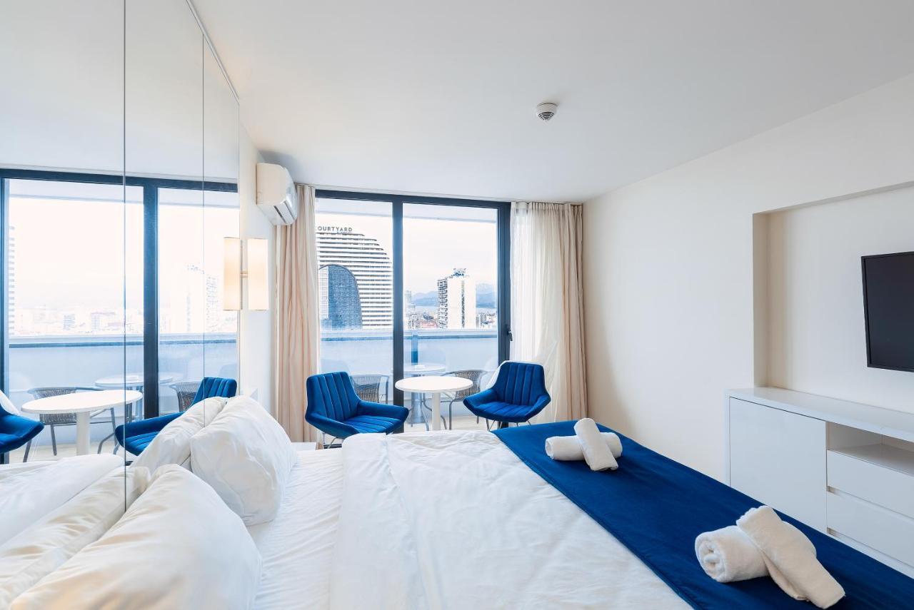 Gc Apartments バトゥーミ エクステリア 写真